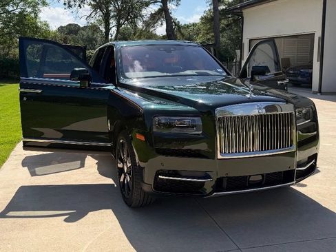Used 2023 Rolls-Royce Cullinan w/ Cullinan Package AWD/4WD image 7