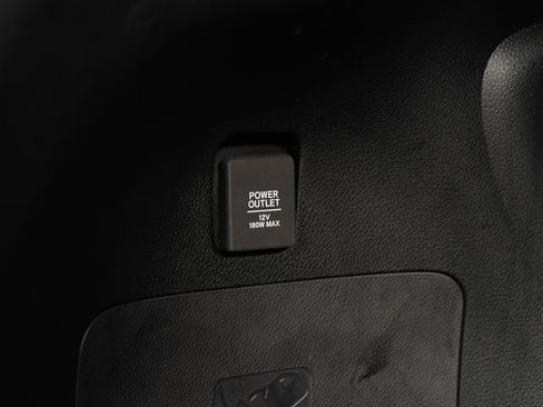 Certified 2022 Honda Pilot Sport image 42