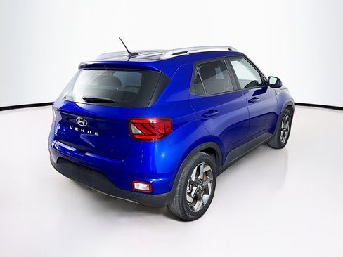 Used 2024 Hyundai Venue SEL FWD image 31