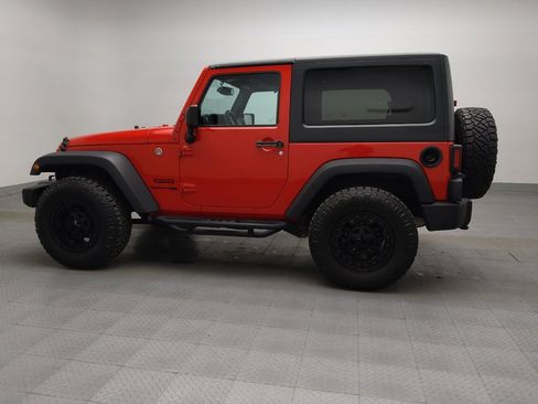 Used 2018 Jeep Wrangler Sport image 3