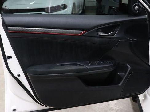 Used 2021 Honda Civic Type R image 10