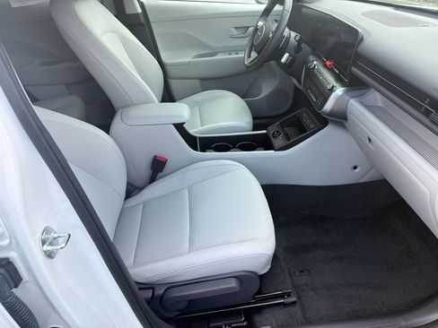 Certified 2025 Hyundai Kona SEL FWD image 14