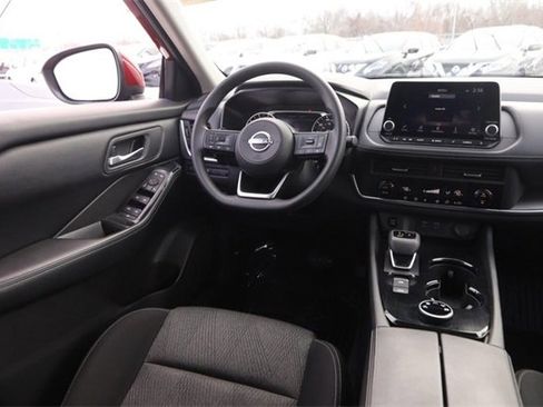 Certified 2024 Nissan Rogue SV image 22