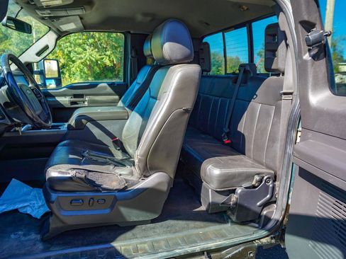 Used 2012 Ford F350 Lariat w/ FX4 Off Road Pkg image 19