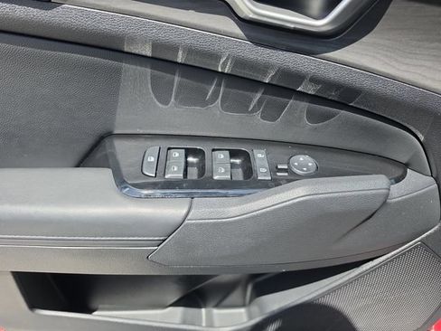 Certified 2025 Kia Sportage X-Line w/ Premium Package AWD/4WD image 19