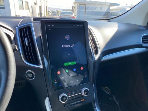 Used 2022 Ford Edge Titanium w/ Equipment Group 301A image 18