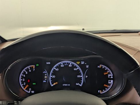 Used 2021 Jeep Grand Cherokee Overland image 18