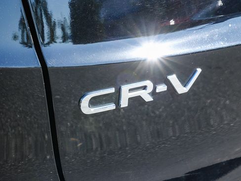 Used 2024 Honda CR-V LX image 9