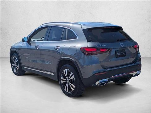 Used 2026 Mercedes-Benz GLA 250 image 8