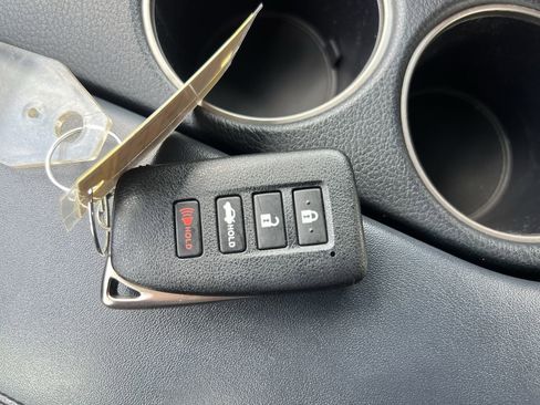 Used 2014 Lexus IS 350 w/ F Sport Package RWD image 37