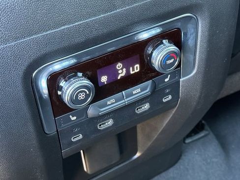 New 2026 GMC Yukon AT4 w/ AT4 Premium Plus Package AWD/4WD image 14