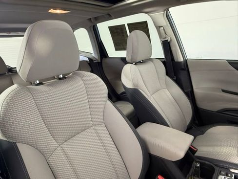 Used 2019 Subaru Forester Premium AWD/4WD image 58