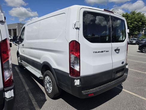 Used 2025 Ford Transit 250 Low Roof w/ Exterior Upgrade Package RWD image 6