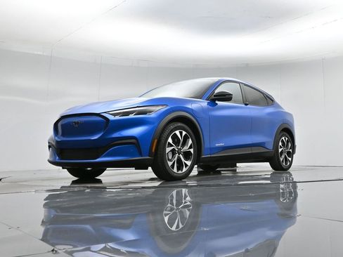 Certified 2025 Ford Mustang Mach-E Select w/ Comfort Package Lite image 45