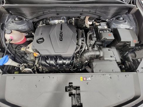 Used 2022 Kia Sorento S image 9