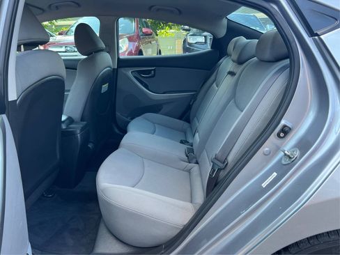 Used 2013 Hyundai Elantra GLS w/ Preferred Pkg FWD image 10