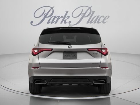 Used 2022 Acura MDX SH-AWD w/ Technology Package image 3