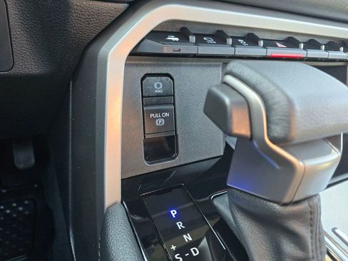 Certified 2025 Toyota Sequoia Limited image 27