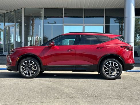 Used 2024 Chevrolet Blazer RS w/ LPO, Floor Liner Package image 2