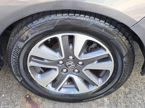 Used 2014 Honda Odyssey Touring Elite image 42