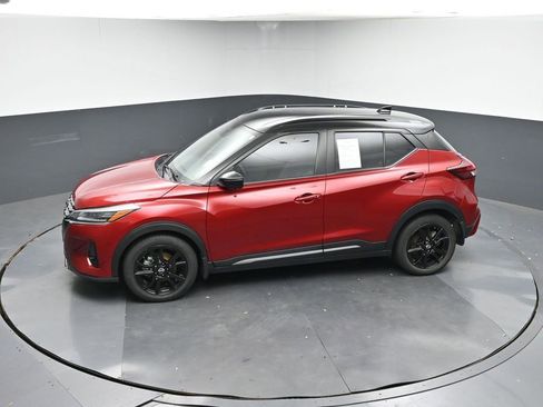 Used 2023 Nissan Kicks SR w/ SR Premium Package image 36