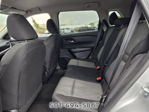 Used 2025 Nissan Rogue SV FWD image 11