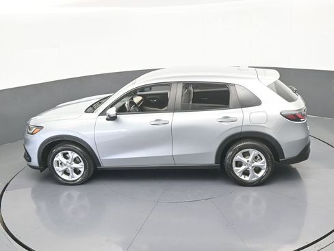 Used 2023 Honda HR-V LX image 45