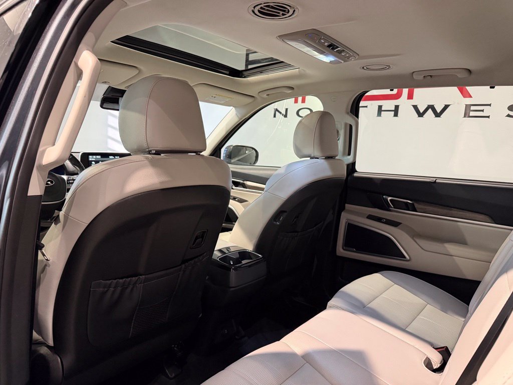 Used 2020 Kia Telluride EX AWD/4WD image 36