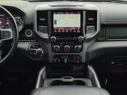 Used 2021 RAM 1500 Big Horn AWD/4WD image 16