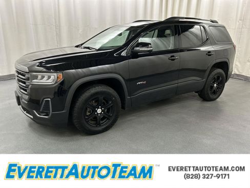 Used 2023 GMC Acadia AT4 image 1