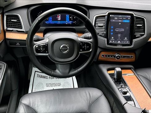 Used 2024 Volvo XC90 B6 Plus AWD/4WD image 7