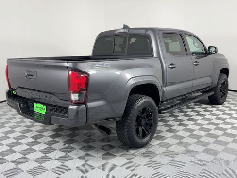 Used 2021 Toyota Tacoma SR w/ SR Convenience Package image 9