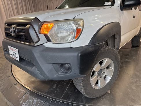 Used 2015 Toyota Tacoma 4WD Access Cab I4 AT image 9