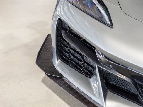 Used 2023 Chevrolet Corvette Z06 w/ Z07 Performance Package image 11