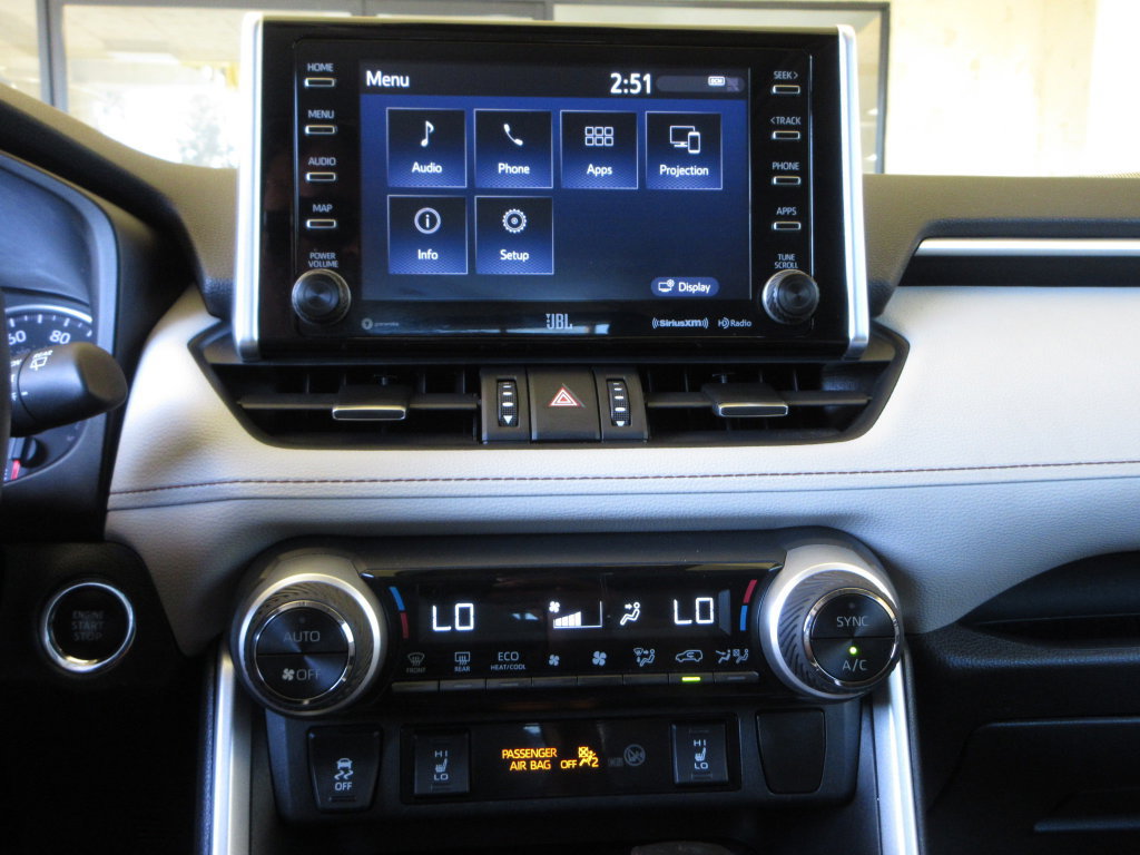 Used 2019 Toyota RAV4 XLE Premium w/ Cold Weather Package FWD image 19