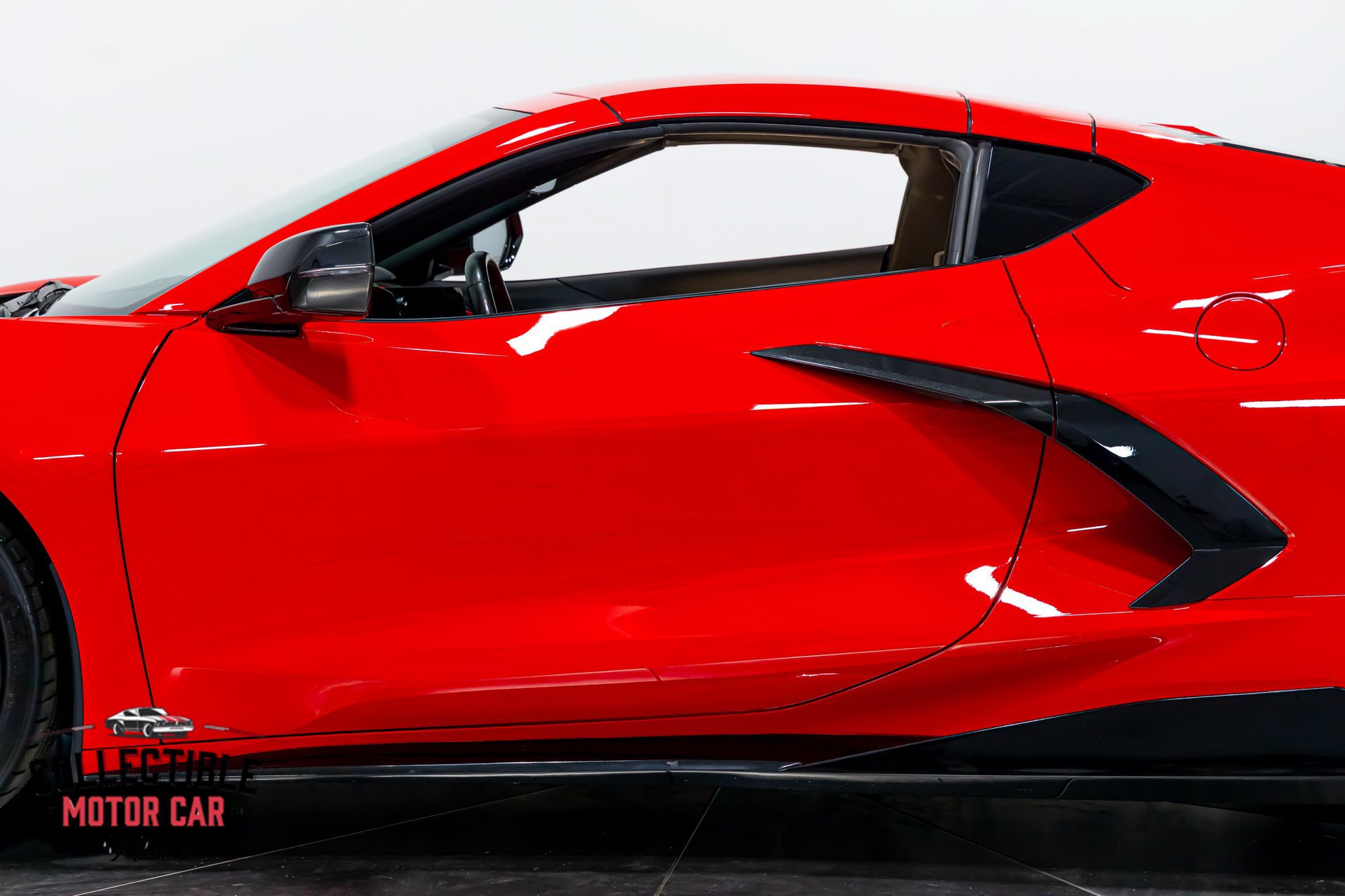 Used 2020 Chevrolet Corvette Stingray Preferred Cpe w/ 2LT Preferred Equipment Group RWD image 35