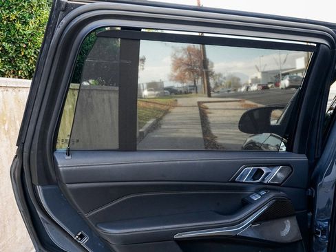 Certified 2025 BMW X7 M60i image 18