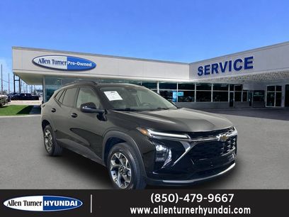 Used 2024 Chevrolet Trax LT w/ Driver Confidence Package