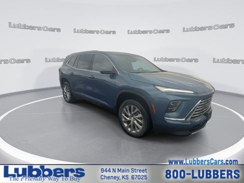 Used 2026 Buick Enclave Preferred FWD image 2
