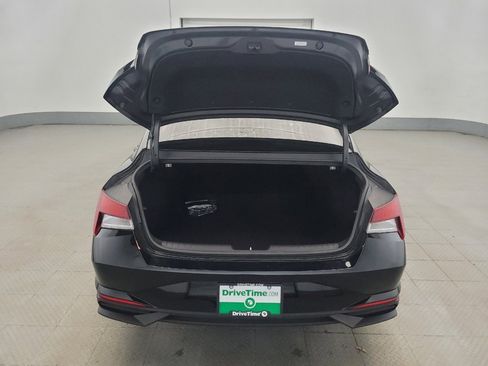 Used 2023 Hyundai Elantra SEL w/ Convenience Package FWD image 29