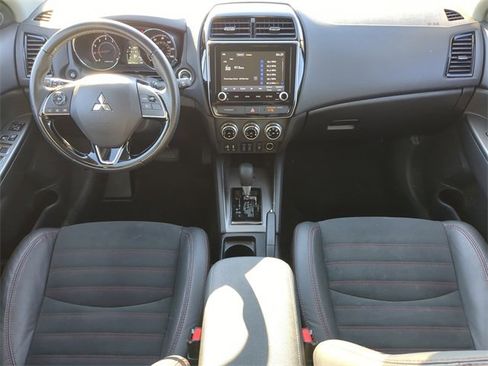 Used 2024 Mitsubishi Outlander Sport SE image 15