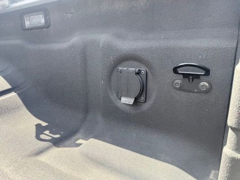 Certified 2024 Nissan Frontier SL w/ Technology Package image 35