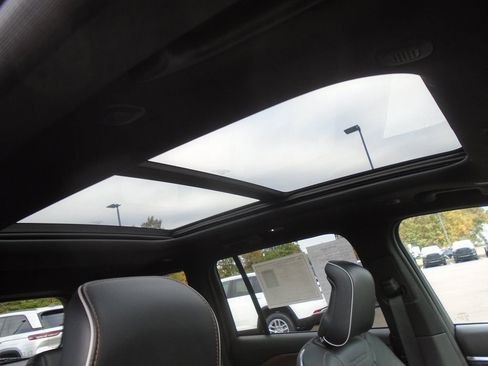 Certified 2024 Jeep Grand Cherokee Summit image 17