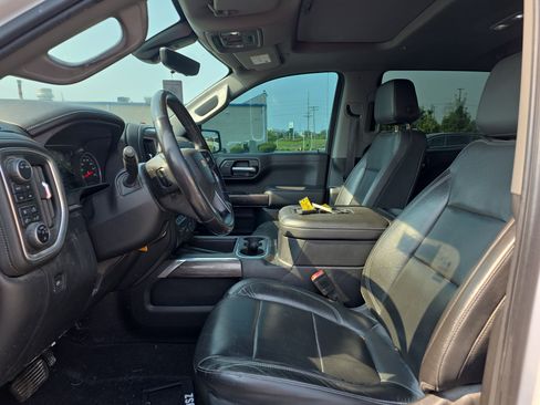 Used 2020 Chevrolet Silverado 1500 LTZ w/ LTZ Premium Package AWD/4WD image 13