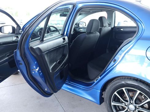 Used 2017 Mitsubishi Lancer ES FWD image 30
