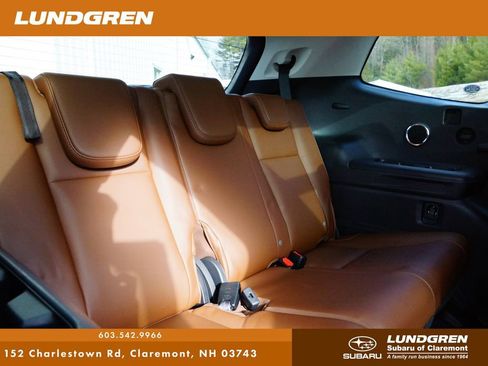 Used 2022 Subaru Ascent Touring image 16