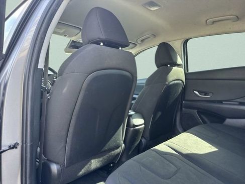 Used 2021 Hyundai Elantra SEL w/ Convenience Package FWD image 14