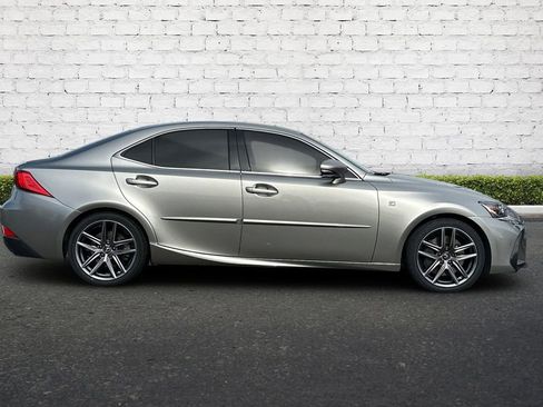 Used 2019 Lexus IS 350 F Sport image 3