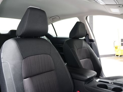 Used 2024 Nissan Altima 2.5 S image 14