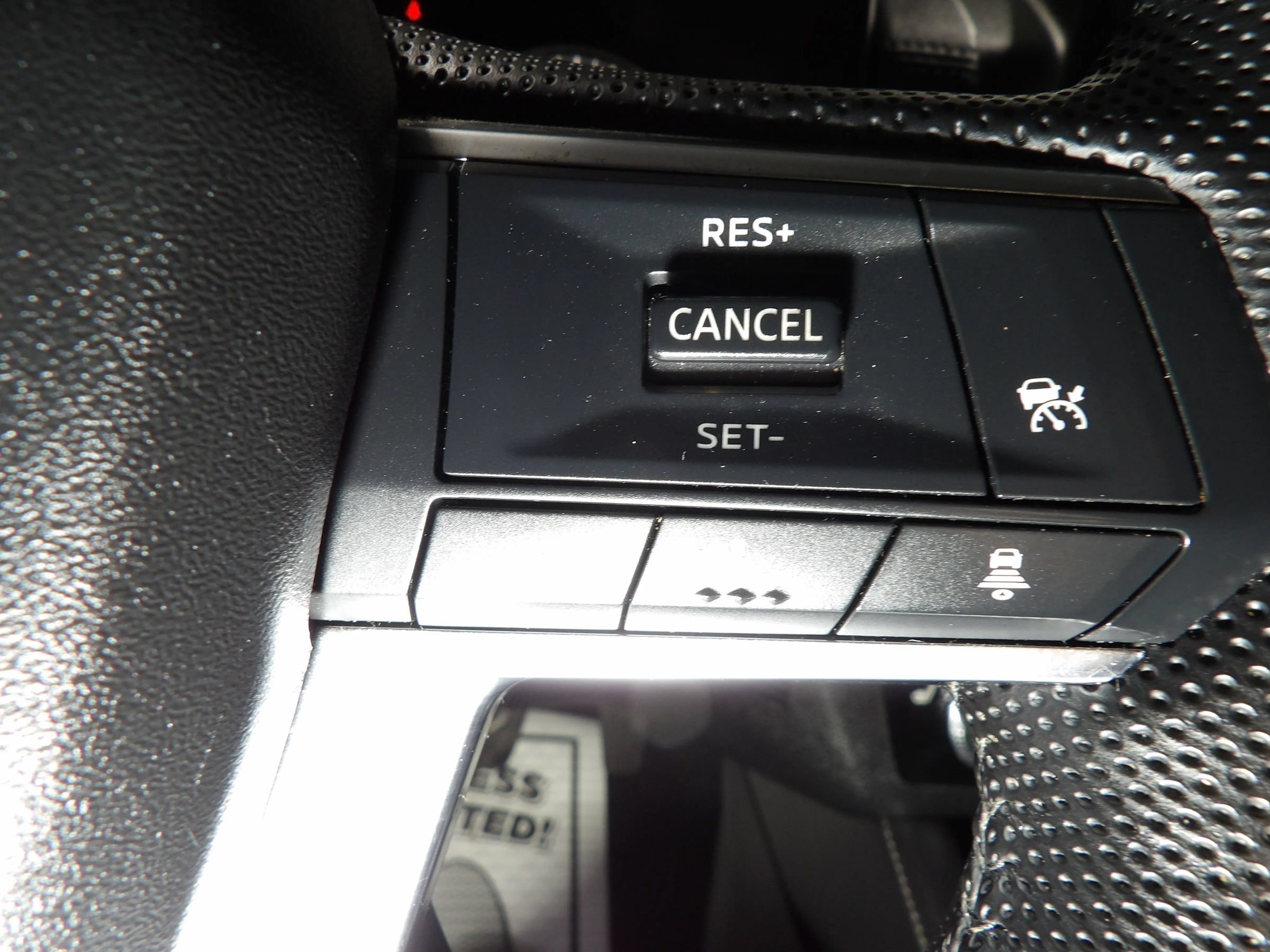 Used 2023 Mitsubishi Outlander ES AWD/4WD image 21